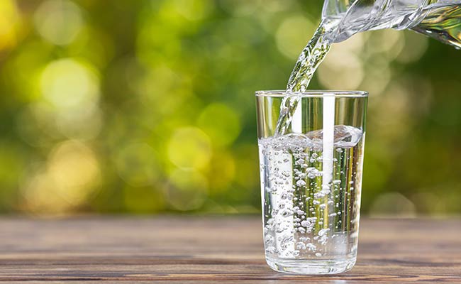 Alkaline water: what are the health benefits?